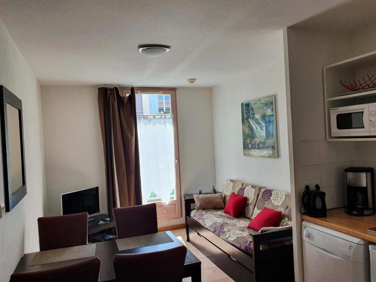 Joli Appartement T2 Dans Residence Avec Piscine, Hammam Et Parking Gratuits Carcassonne Exterior foto