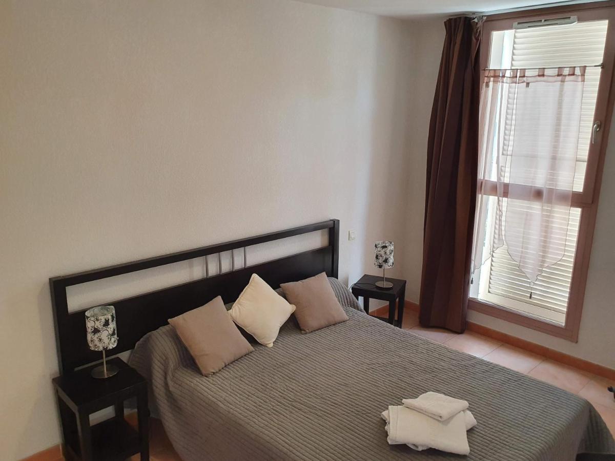 Joli Appartement T2 Dans Residence Avec Piscine, Hammam Et Parking Gratuits Carcassonne Exterior foto